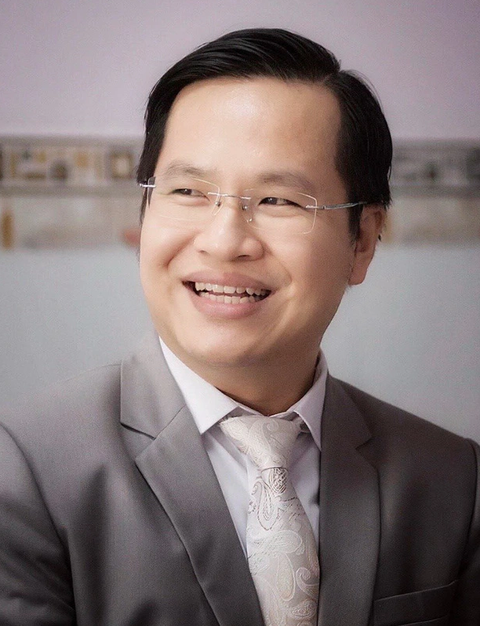 Trồng răng tại nha khoa, sau đó nha khoa biến mất mà không trả lại tiền - Ảnh 2. Luật sư Nguyễn Ngô Quang Nhật