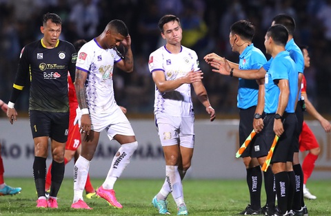 V-League 2023: Những dấu ấn đáng nhớ - Ảnh 3. CLB Hà Nội chấp nhận vị trí thứ 2 V-League 2023 - Ảnh: MINH ĐỨC