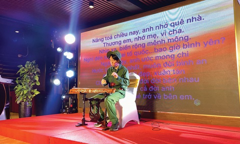 Kiều bào trẻ trên dặm dài đất nước - Ảnh 6. Quán quân Nguyễn Vũ Hảo của cuộc thi Tài năng trẻ tiếng Việt