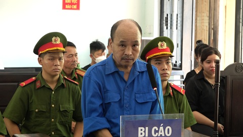 Án tử cho kẻ giết người tình bằng 31 nhát dao - Ảnh 1. Đặng Văn Đồng bị tuyên án tử vì giết người tình bằng 31 nhát dao - Ảnh: NGỌC MINH