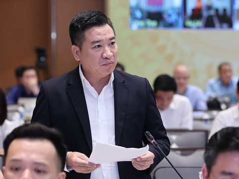 Novaland, Hưng Thịnh, IMG kiến nghị gì khi họp với Thủ tướng về gỡ khó bất động sản? - Ảnh 2. Ông Nguyễn Đình Trung cho rằng cần tháo gỡ việc cấp vốn cho dự án theo tiến độ - Ảnh: VGP