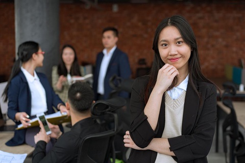 Checklist một chiếc CV hoàn hảo cho SV mới ra trường - Ảnh 2. Nhớ làm nổi bật các thành tích tốt từ kỳ thực tập - Ảnh: Pexels