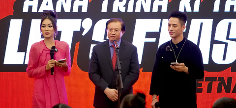Nam diễn viên Đài Loan ngày ăn bốn đến sáu bát phở chiến thắng 'Hành trình kỳ thú' - Ảnh 5. Thứ trưởng Bộ Văn hóa, Thể thao và Du lịch Tạ Quang Đông (ở giữa) cho biết "Hành trình kỳ thú" là chương trình rất đặc sắc và thích hợp đối với Việt Nam - Ảnh chụp màn hình