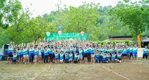 Lương, thưởng có đủ sức "giữ chân" nhân sự? - Ảnh 4. Chương trình nghỉ mát định kỳ được Nutifood tổ chức cho tất cả các đơn vị trên khắp cả nước - Ảnh: NUTIFOOD
