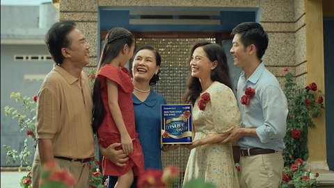 Món quà tuyệt vời cho cha mẹ mùa Vu Lan - Ảnh 4. Chế độ dinh dưỡng là một trong những yếu tố không thể bỏ qua khi chăm sóc sức khỏe người cao tuổi.