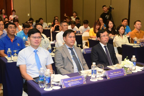 Công nhân toàn quốc vào ngày hội bóng đá - Ảnh 7. Các đại biểu dự lễ họp báo và bốc thăm Giải vô địch Bóng đá công nhân toàn quốc 2023 - Ảnh: QUANG ĐỊNH