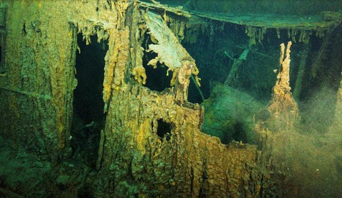 Chính quyền Mỹ ráo riết ngăn chặn chuyến thám hiểm mới xác tàu Titanic - Ảnh 2. Căn phòng trên tàu Titanic nơi từng đặt bồn tắm của thuyền trưởng Edward Smith - Ảnh: OCEANGATE EXPEDITION