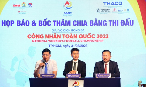 Công nhân toàn quốc vào ngày hội bóng đá - Ảnh 10. Ban tổ chức trả lời các nội dung trong buổi họp báo Giải vô địch Bóng đá công nhân toàn quốc 2023 - Ảnh: QUANG ĐỊNH