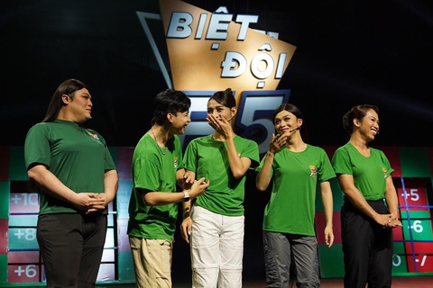 'Làm mới mình’ với Gameshow ‘Biệt đội F5’ - Ảnh 3. 'Làm mới mình’ với Gameshow ‘Biệt đội F5’ - Ảnh 3.