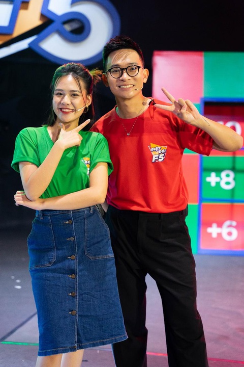 'Làm mới mình’ với Gameshow ‘Biệt đội F5’ - Ảnh 6. 'Làm mới mình’ với Gameshow ‘Biệt đội F5’ - Ảnh 6.