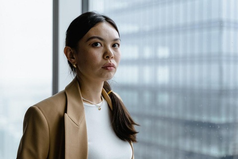 Sếp hơi ghét mình, làm sao đây? - Ảnh 1. Thật khổ nếu bạn phải dằn vặt: "Sếp ghét mình không?" - Ảnh: Pexels.