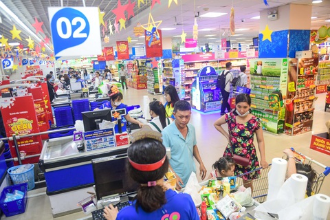 Nhiều chương trình khuyến mãi hấp dẫn tại hệ thống Co.opmart, Co.opXtra thu hút khách đến mua sắm - Ảnh: QUANG ĐỊNH Nhiều chương trình khuyến mãi hấp dẫn tại hệ thống Co.opmart, Co.opXtra thu hút khách đến mua sắm - Ảnh: QUANG ĐỊNH