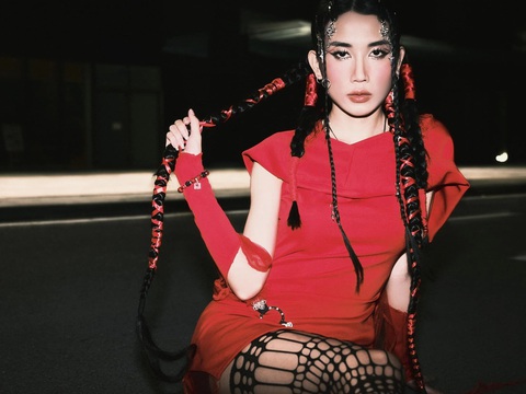 Vướng 'hợp đồng nô lệ' bị khủng bố, học trò B Ray - Umie cầu cứu - Ảnh 1. Rapper Umie - học trò B Ray ở Rap Việt - cầu cứu vì vướng vào 'hợp đồng nô lệ' với ê kíp cũ