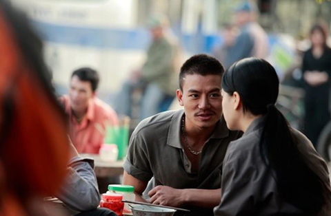 Sở hữu nét điển trai, gương mặt góc cạnh, manly, Hiếu Nguyễn để lại nhiều dấu ấn trên màn ảnh. Sở hữu nét điển trai, gương mặt góc cạnh, manly, Hiếu Nguyễn để lại nhiều dấu ấn trên màn ảnh.
