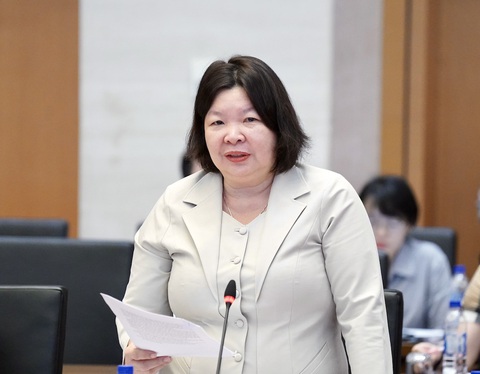 'Phải năn nỉ doanh nghiệp chọn phương án giá cao để cứu cán bộ' - Ảnh 1. Bà Cao Xuân Thu Vân - Ảnh: GIA HÂN