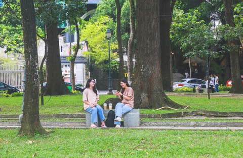 Thời tiết hôm nay 11-12: Cả nước ngày nắng, vùng núi Bắc Bộ đêm mưa to- Ảnh 1. Hôm nay thời tiết cả nước ngày nắng - Ảnh: CHÂU TUẤN