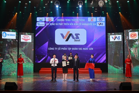 Tập đoàn VAS vinh dự chinh phục ba danh hiệu về môi trường - Ảnh 1. Tập đoàn VAS được công nhận ba danh hiệu về môi trường: ‘Thương hiệu vì môi trường’, ‘Sản phẩm thân thiện với môi trường’, ‘Nhà máy xanh thân thiện’ tại chương trình ‘Xây dựng và phát triển nền kinh tế xanh quốc gia 2023’