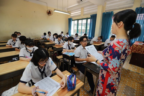Ảnh: TRẦN HUỲNH Chuyện thiếu giáo viên không mới, vậy mà việc tuyển dụng giáo viên lại bị "đóng băng" - Ảnh minh họa: NHƯ HÙNG