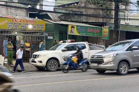 Bắt nghi can sát hại chủ tiệm cắt tóc do mâu thuẫn tình cảm - Ảnh 1. Tiệm cắt tóc nơi chị C.T.N. bị sát hại - Ảnh: AN BÌNH