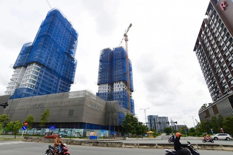 TP.HCM “gỡ khó” cho nhiều dự án bất động sản - Ảnh 1. 6 tháng đầu năm 2023, TP.HCM đã xem xét cho bán các dự án nhà ở hình thành trong tương lai đối với 14.066 căn hộ - Ảnh: QUANG ĐỊNH