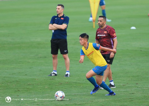 Tiền vệ Việt kiều Andrej Nguyễn An Khánh trong lần khoác áo U23 Việt Nam hồi tháng 6-2023 - Ảnh: VFF Tiền vệ Việt kiều Andrej Nguyễn An Khánh trong lần khoác áo U23 Việt Nam hồi tháng 6-2023 - Ảnh: VFF