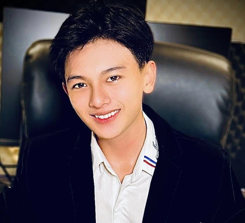 Nhạc công Vũ Minh Hiếu mất khi tuổi đời còn khá trẻ - Ảnh: Facebook Bình Tinh Nhạc công Vũ Minh Hiếu mất khi tuổi đời còn trẻ - Ảnh: Facebook Bình Tinh