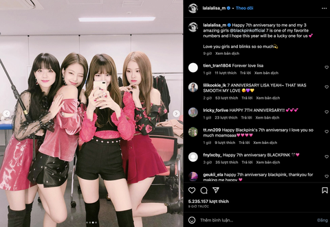 BlackPink đăng ảnh chụp tại Hà Nội chúc mừng 7 năm ra mắt - Ảnh 6. Em út Lisa tung ảnh 4 cô nàng trong trang phục đen hồng đặc trưng của nhóm - Ảnh chụp màn hình