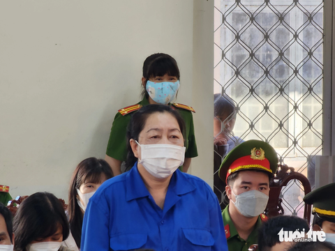 Mười Tường và 24 đồng phạm hầu tòa trong vụ án 51kg vàng lậu - Ảnh 2. Nguyễn Thị Kim Hạnh (Mười Tường) được cho là trùm buôn lậu vàng trên tuyến biên giới Tây Nam - Ảnh: BỬU ĐẤU