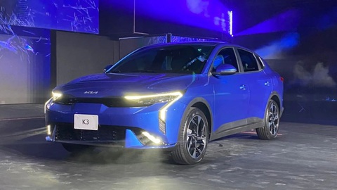 Kia K3 đời mới công bố thêm thông tin: Không thế chỗ Cerato mà là bản mới của Rio - Ảnh 1. Kia K3 mới công bố tại Mexico - nơi xe đang được lắp ráp - Ảnh: Autocosmos