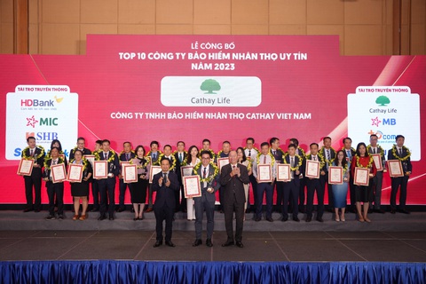Cathay Life Viet Nam vào top 10 công ty bảo hiểm nhân thọ uy tín 2023 - Ảnh 1. Cathay Life Viet Nam vào top 10 công ty bảo hiểm nhân thọ uy tín 2023 - Ảnh 1.