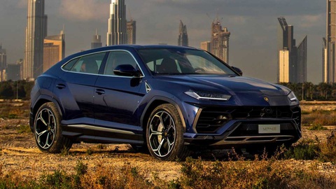 10 SUV tăng tốc nhanh nhất thế giới ở thời điểm hiện tại - Ảnh 1. 10. Lamborghini Urus. Tốc độ tối đa: 306km/h, khả năng tăng tốc từ 0 - 96km/h: 3,5 giây. Nếu không tính xe điện hóa, Urus là một trong những SUV thể thao hàng đầu thị trường. Tuy vậy, ưu thế lớn của xe điện ở mảng mô-men xoắn tức thời khiến khả năng tăng tốc của xe chỉ xếp chót top 10 thị trường - Ảnh: Motor1