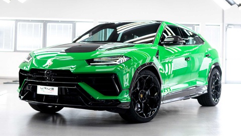 10 SUV tăng tốc nhanh nhất thế giới ở thời điểm hiện tại - Ảnh 4. 7. Lamborghini Urus Performante. Tốc độ tối đa: 306km/h, khả năng tăng tốc từ 0 - 96km/h: 3,3 giây. Bản hiệu suất cao của Urus giữ nguyên tốc độ tối đa nhưng giảm nhẹ thời gian tăng tốc và gần như có thông số bằng chằn chặn với đối thủ đồng hương xếp ngay trên - Ảnh: Motor1