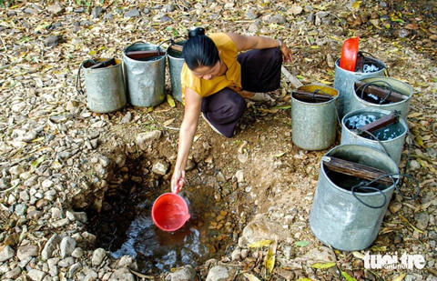 Người dân vùng cao huyện Hàm Thuận Nam (Bình Thuận) mong muốn cảnh này không còn tái diễn khi vào mùa khô hạn - Ảnh: K.HẰNG Người dân vùng cao huyện Hàm Thuận Nam (Bình Thuận) mong muốn cảnh này không còn tái diễn khi vào mùa khô hạn - Ảnh: K.HẰNG