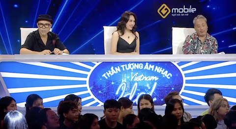 Giám khảo Vietnam Idol trần tình ồn ào 'bỏ đi khi Jack hát' - Ảnh 1. Giám khảo Vietnam Idol được MC hỏi thẳng có xem nghệ sĩ trình diễn sau nghi vấn xem thường Jack