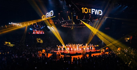 Tân Tổng Giám đốc FWD Việt Nam tri ân khách hàng tại FWD Music Fest 2023 - Ảnh 1. Tân Tổng Giám đốc FWD Việt Nam tri ân khách hàng tại FWD Music Fest 2023 - Ảnh 1.