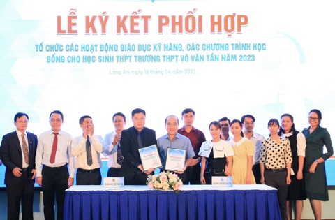 Đại học Tân Tạo ổn định học phí toàn khóa và tài trợ học bổng toàn phần cho sinh viên - Ảnh 3. Đại học Tân Tạo ổn định học phí toàn khóa và tài trợ học bổng toàn phần cho sinh viên - Ảnh 3.