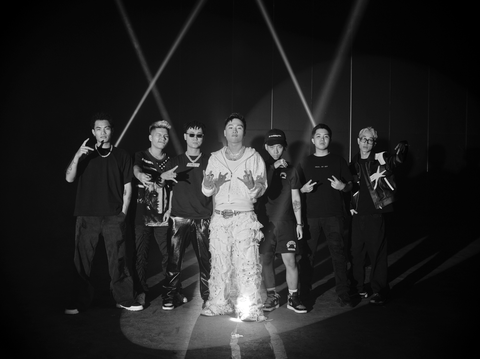 24k.Right: “Thi xong Rap Việt đã có thiên thời, địa lợi, nhân hòa” - Ảnh 4. Dàn cameo chất lượng của 24k.Right trong MV mới