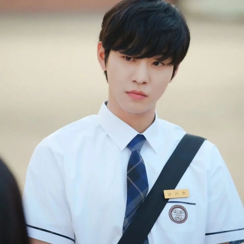 Tạo hình Ahn Hyo Seop trong 'Muốn gặp anh' bản Hàn khiến fan khóc thét - Ảnh 2. Tạo hình thời học sinh của Ahn Hyo Seop được đánh giá tốt