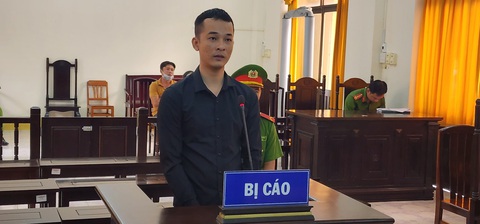 Tham ô gần 1 tỉ đồng, một nhân viên quản lý chợ đêm ở Phú Quốc lãnh 10 năm tù - Ảnh 1. Tham ô tài sản, Nguyễn Chế Linh bị lãnh mức án 10 năm tù - Ảnh: VĂN VŨ