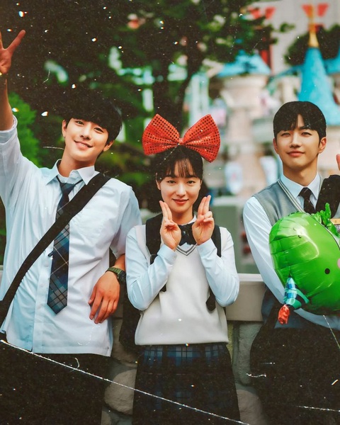 Tạo hình Ahn Hyo Seop trong 'Muốn gặp anh' bản Hàn khiến fan khóc thét - Ảnh 1. Ahn Hyo Seop, Jeon Yeo Bin và Kang Hoon trong A time called you