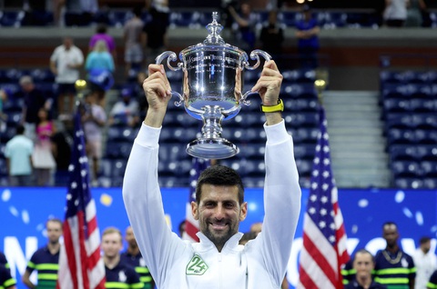Djokovic tiếp tục hành trình huyền thoại của mình - Ảnh: Reuters Djokovic tiếp tục hành trình huyền thoại của mình - Ảnh: Reuters