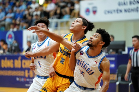 Saigon Heat ung dung chờ lộ diện đối thủ ở chung kết VBA 2023 - Ảnh 4. Nha Trang Dolphins đang dẫn Hanoi Buffaloes 1-0 tại bán kết VBA 2023 - Ảnh: VBA