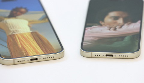 Cổng sạc USB-C là điểm khác biệt lớn nhất của dòng iPhone 15 - Ảnh: AFP Cổng sạc USB-C là điểm khác biệt lớn nhất của dòng iPhone 15 - Ảnh: AFP