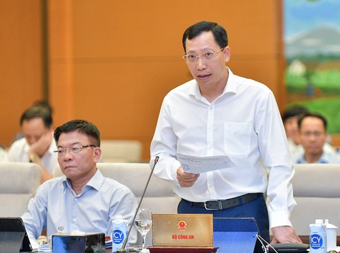 Thứ trưởng Bộ Công an thông tin vụ cháy chung cư mini ở Hà Nội: 'Thiệt hại rất nặng nề' - Ảnh 1. Thứ trưởng Bộ Công an Lê Văn Tuyến - Ảnh: GIA HÂN