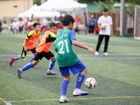 Chính thức khởi tranh giải bóng đá thiếu nhi toàn quốc - Lotteria Challenge Cup 2023 - Ảnh 2. Chính thức khởi tranh giải bóng đá thiếu nhi toàn quốc - Lotteria Challenge Cup 2023 - Ảnh 2.