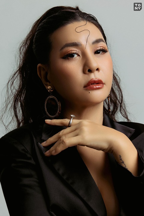 Cát Phượng nổi đoá vì bị mạo danh hình ảnh làm quảng cáo - Ảnh 2. Cát Phượng tuyên bố truy tìm và khởi kiện tác giả của clip quảng cáo