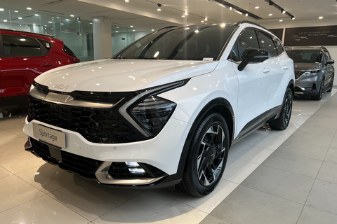Tin tức giá xe: Nhiều xe Kia ở Việt Nam đồng loạt giảm giá - Ảnh 3. Bản tiêu chuẩn sau khi giảm chỉ còn 799 triệu đồng, thấp hơn Hyundai Tucson (từ 845 triệu đồng) hay Ford Territory (từ 822 triệu đồng) - Ảnh: Đại lý Kia/Facebook
