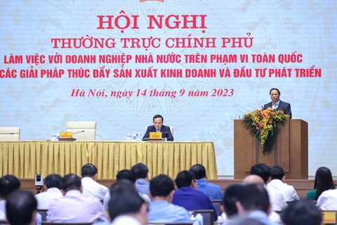 Doanh nghiệp nhà nước phát sinh lỗ 33.639 tỉ đồng, điểm tên những ông lớn nào? - Ảnh 1. Thủ tướng chủ trì hội nghị doanh nghiệp nhà nước - Ảnh: VGP