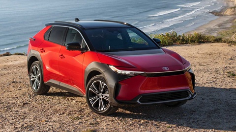 Xe điện Toyota trong tương lai gần có thể chạy 800 tới 1.500 km không cần sạc - Ảnh 1. Toyota kỳ vọng pin điện đời mới có thể giúp họ "đổi vận" sau khởi đầu không mấy suôn sẻ của bZ4X - Ảnh: Toyota