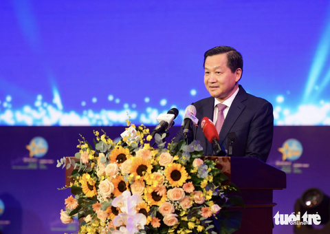 Khai mạc Diễn đàn Kinh tế TP.HCM - Ảnh 1. Phó thủ tướng Lê Minh Khái phát biểu tại diễn đàn - Ảnh: QUANG ĐỊNH
